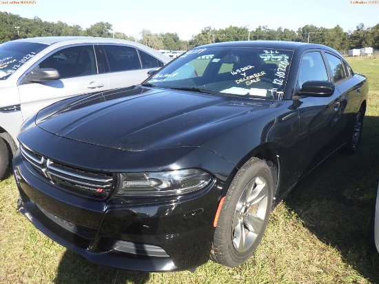 12-10220 (Cars-Sedan 4D)  Seller: Gov-Hillsborough County Sheriffs 2016 DODG CHA