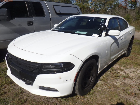 12-06211 (Cars-Sedan 4D)  Seller: Gov-Hillsborough County Sheriffs 2018 DODG CHA