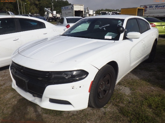12-06261 (Cars-Sedan 4D)  Seller: Gov-Hillsborough County Sheriffs 2017 DODG CHA