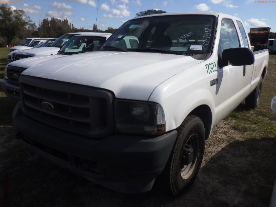 12-10121 (Trucks-Pickup 2D)  Seller: Gov-City of Palmetto 2004 FORD F250