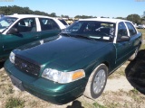 12-06236 (Cars-Sedan 4D)  Seller: Gov-Alachua County Sheriffs Offic 2010 FORD CR