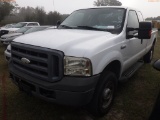 12-10131 (Trucks-Pickup 2D)  Seller: Gov-Manatee County Sheriffs 2006 FORD F250