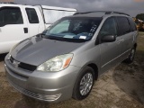 12-07227 (Cars-Van 4D)  Seller:Private/Dealer 2004 TOYT SIENNA