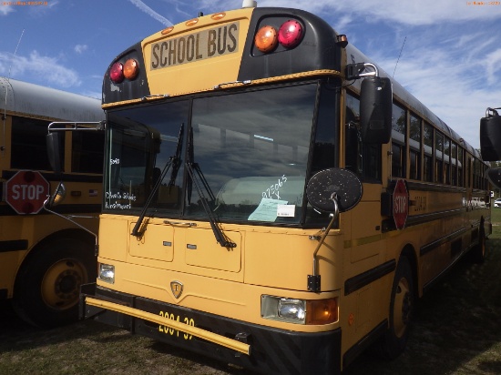 12-08220 (Trucks-Buses)  Seller: Gov-Citrus County School Board 2005 ICCO PB305
