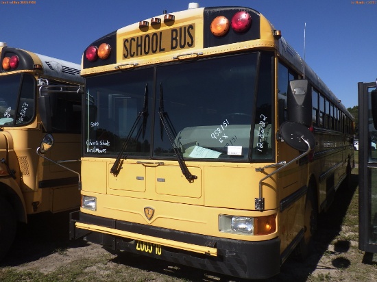 12-08222 (Trucks-Buses)  Seller: Gov-Citrus County School Board 2004 ICCO 3000