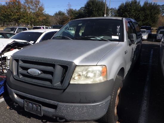 12-14142 (Trucks-Pickup 4D)  Seller: Florida State A.C.S. 2006 FORD F150