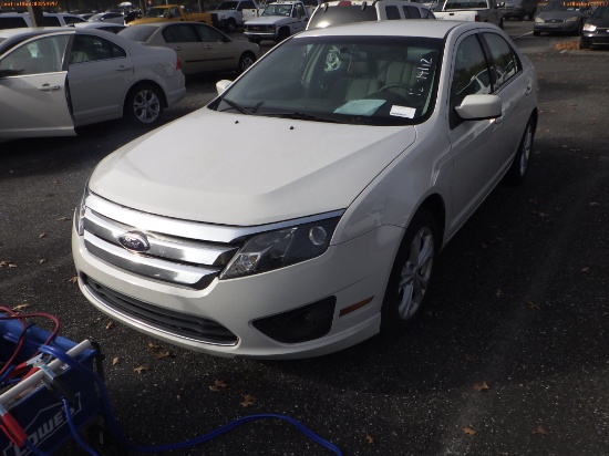 12-14112 (Cars-Sedan 4D)  Seller: Florida State A.T.T. 2012 FORD FUSION