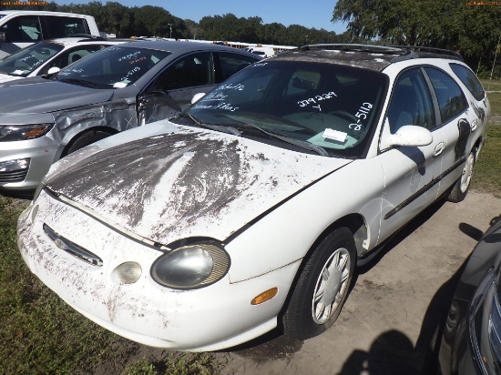 2-05112 (Cars-Wagon 4D)  Seller: Florida State D.O.E. 1998 FORD TAURUS