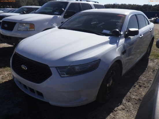 2-06118 (Cars-Sedan 4D)  Seller: Gov-Hernando County Sheriffs 2013 FORD TAURUS