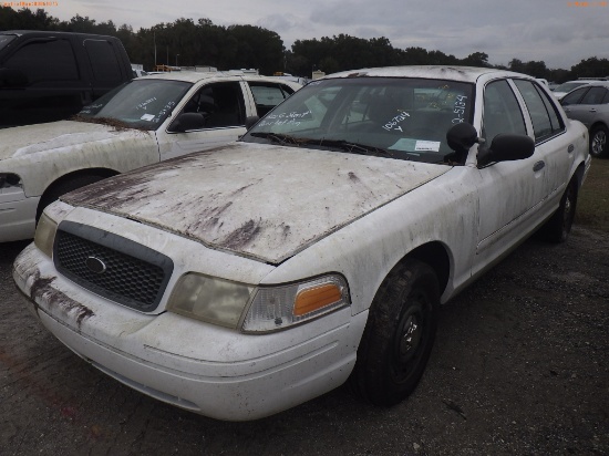 2-05134 (Cars-Sedan 4D)  Seller: Gov-Pasco County Sheriffs Office 2003 FORD CROW