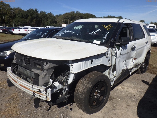 2-05144 (Cars-SUV 4D)  Seller: Gov-Pasco County Sheriffs Office 2016 FORD EXPLOR
