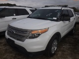 2-06239 (Cars-SUV 4D)  Seller: Gov-Pinellas County BOCC 2014 FORD EXPLORER