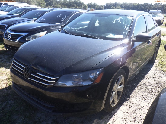 2-07114 (Cars-Sedan 4D)  Seller:Private/Dealer 2012 VOLK PASSAT