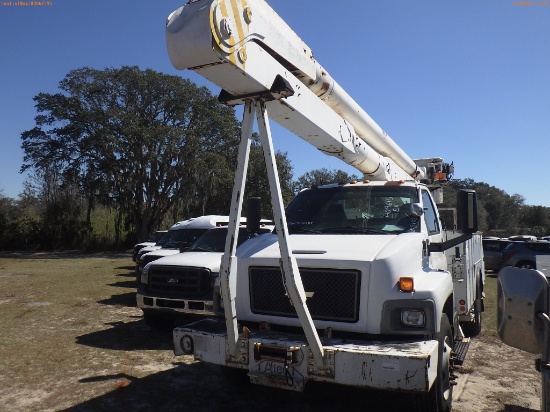 2-08132 (Trucks-Aerial lift)  Seller:Private/Dealer 2006 CHEV C7500