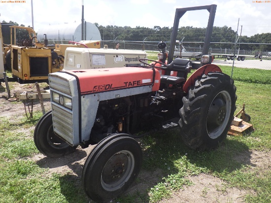 8-01128 (Equip.-Tractor)  Seller:Private/Dealer TAFE 45DI OROPS TRACTOR WITH WOO