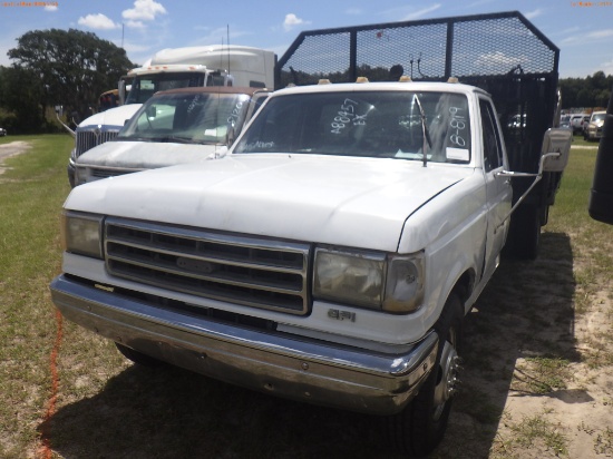 8-08119 (Trucks-Flatbed)  Seller:Private/Dealer 1990 FORD E350