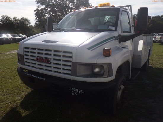 8-08129 (Trucks-Utility 2D)  Seller:Private/Dealer 2006 GMC C5500
