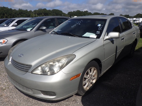 10-05125 (Cars-Sedan 4D)  Seller:Private/Dealer 2002 LEXS ES300