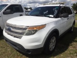 10-06232 (Cars-SUV 4D)  Seller: Gov-Pinellas County BOCC 2014 FORD EXPLORER