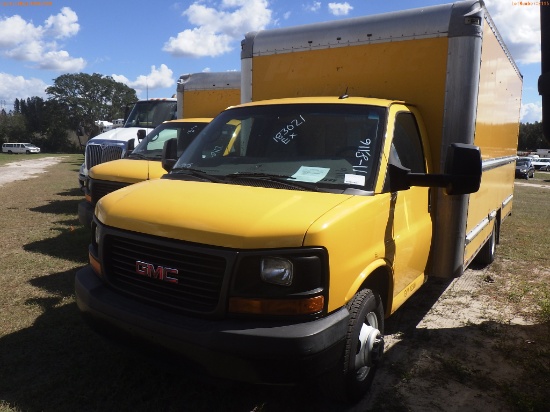 11-08116 (Trucks-Box)  Seller:Private/Dealer 2015 GMC SAVANA