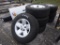 12-04132 (Equip.-Parts & accs.)  Seller:Private/Dealer LOT WITH SET OF JEEP RIMS