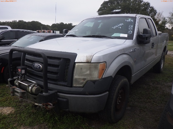 12-05112 (Trucks-Pickup 2D)  Seller: Florida State F.W.C. 2010 FORD F150