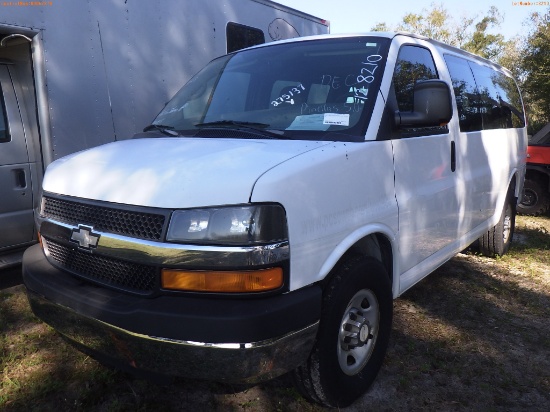 12-08210 (Cars-Van 3D)  Seller: Gov-Pinellas County Sheriffs Ofc 2006 CHEV EXPRE