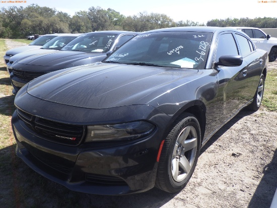 3-06128 (Cars-Sedan 4D)  Seller: Gov-Hillsborough County Sheriffs 2019 DODG CHAR