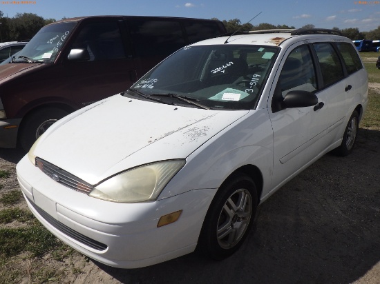 3-05119 (Cars-Sedan 4D)  Seller: Florida State D.O.H. 2001 FORD FOCUS