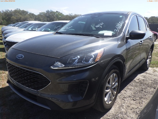 3-06120 (Cars-SUV 4D)  Seller: Gov-Hillsborough County Sheriffs 2020 FORD ESCAPE