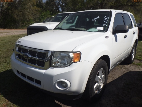 3-06161 (Cars-SUV 4D)  Seller: Gov-City of St.Petersburg 2012 FORD ESCAPE