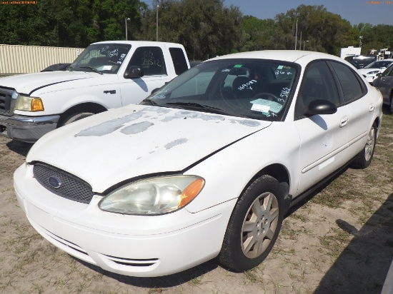 3-05162 (Cars-Sedan 4D)  Seller: Gov-Pinellas County BOCC 2007 FORD TAURUS