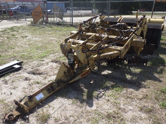 4-01268 (Equip.-Grader)  Seller: Florida State F.W.C. SAVANNAH SMOOTHIE 1506 PUL