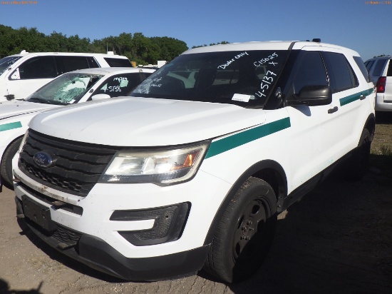 4-05137 (Cars-SUV 4D)  Seller: Gov-Sumter County Sheriffs Office 2016 FORD EXPLO