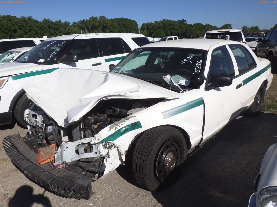 4-05136 (Cars-Sedan 4D)  Seller: Gov-Sumter County Sheriffs Office 2010 FORD CRO