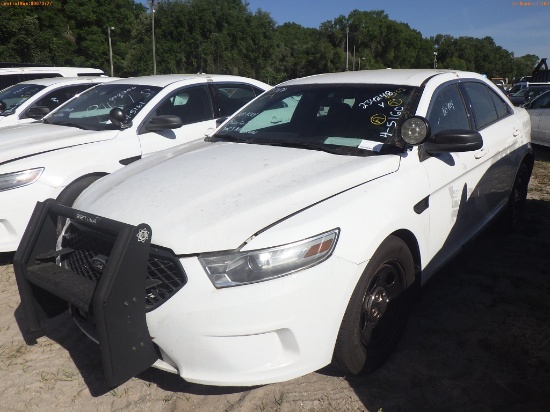 4-05160 (Cars-Sedan 4D)  Seller: Gov-Pasco County Sheriffs Office 2013 FORD TAUR