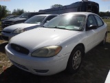 4-10121 (Cars-Sedan 4D)  Seller: Florida State H.S.M.V.-D.A.S. 2006 FORD TAURUS