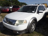 4-06263 (Cars-Wagon 4D)  Seller: Gov-Manatee County Sheriffs Offic 2008 FORD TAU