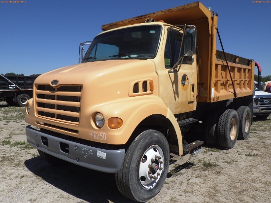 4-08250 (Trucks-Dump)  Seller: Gov-City of Bradenton 2000 STRG L7500