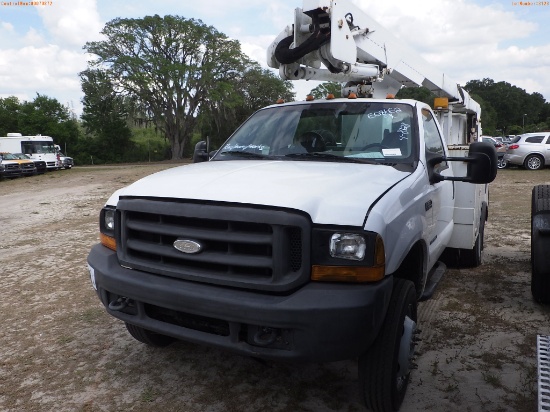 4-08128 (Trucks-Aerial lift)  Seller:Private/Dealer 2000 FORD F550