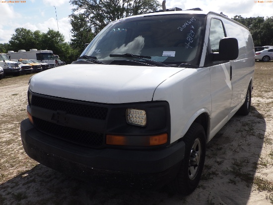 4-08129 (Trucks-Van Cargo)  Seller:Private/Dealer 2004 CHEV EXPRESS