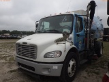 4-08252 (Trucks-Sweeper)  Seller: Gov-Tarpon Springs 2014 FRHT M2-106