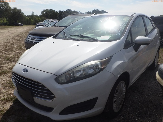 5-07120 (Cars-Sedan 4D)  Seller:Private/Dealer 2014 FORD FIESTA