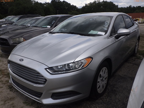 6-06143 (Cars-Sedan 4D)  Seller: Gov-Pinellas County Sheriffs Ofc 2013 FORD FUSI