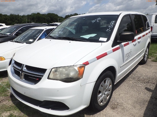 7-05122 (Cars-Van 4D)  Seller: Florida State D.O.T. 2014 DODG CARAVAN