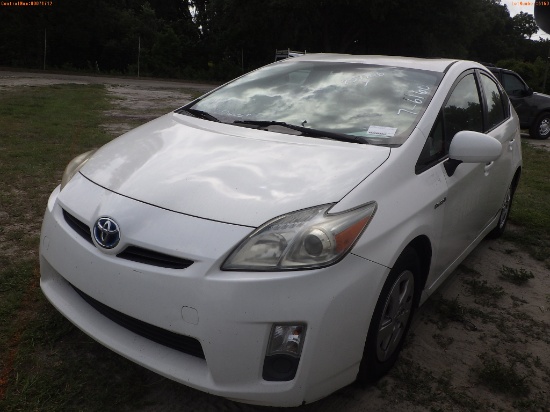 7-06160 (Cars-Sedan 4D)  Seller: Gov-Hillsborough Area Regional 2010 TOYT PRIUS