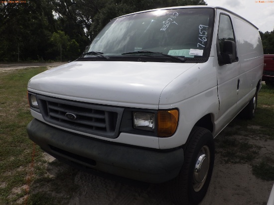 7-06159 (Trucks-Van Cargo)  Seller: Florida State D.O.T. 2006 FORD E250