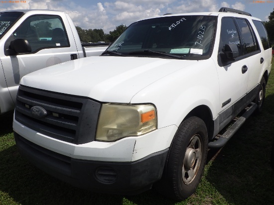 7-10215 (Cars-SUV 4D)  Seller: Florida State F.D.L.E. 2007 FORD EXPEDITIO