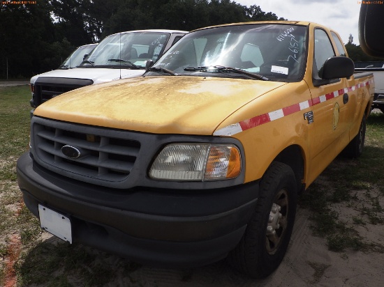 7-06157 (Trucks-Pickup 2D)  Seller: Florida State D.O.T. 2001 FORD F150