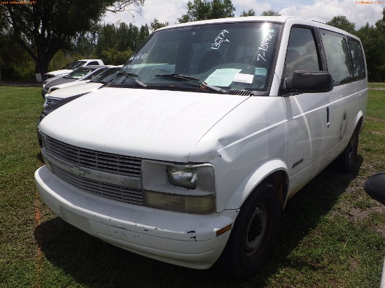 7-10142 (Cars-Van 3D)  Seller: Florida State A.C.S. 2000 CHEV ASTRO